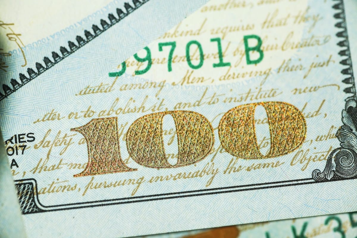 $100 bill